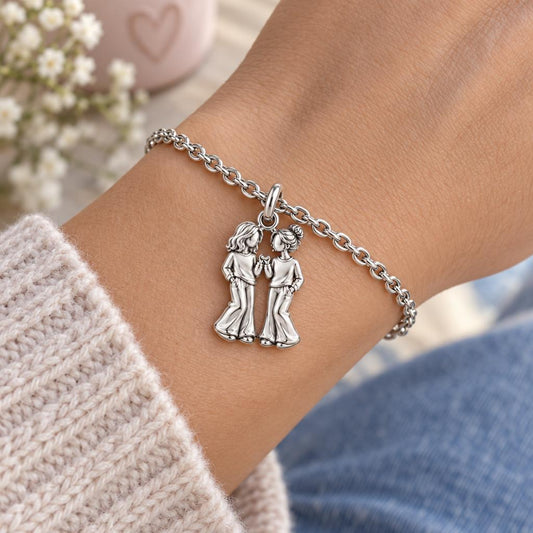 Pinky Swear Soul Sisters Charm Bracelet Set – worn / in use