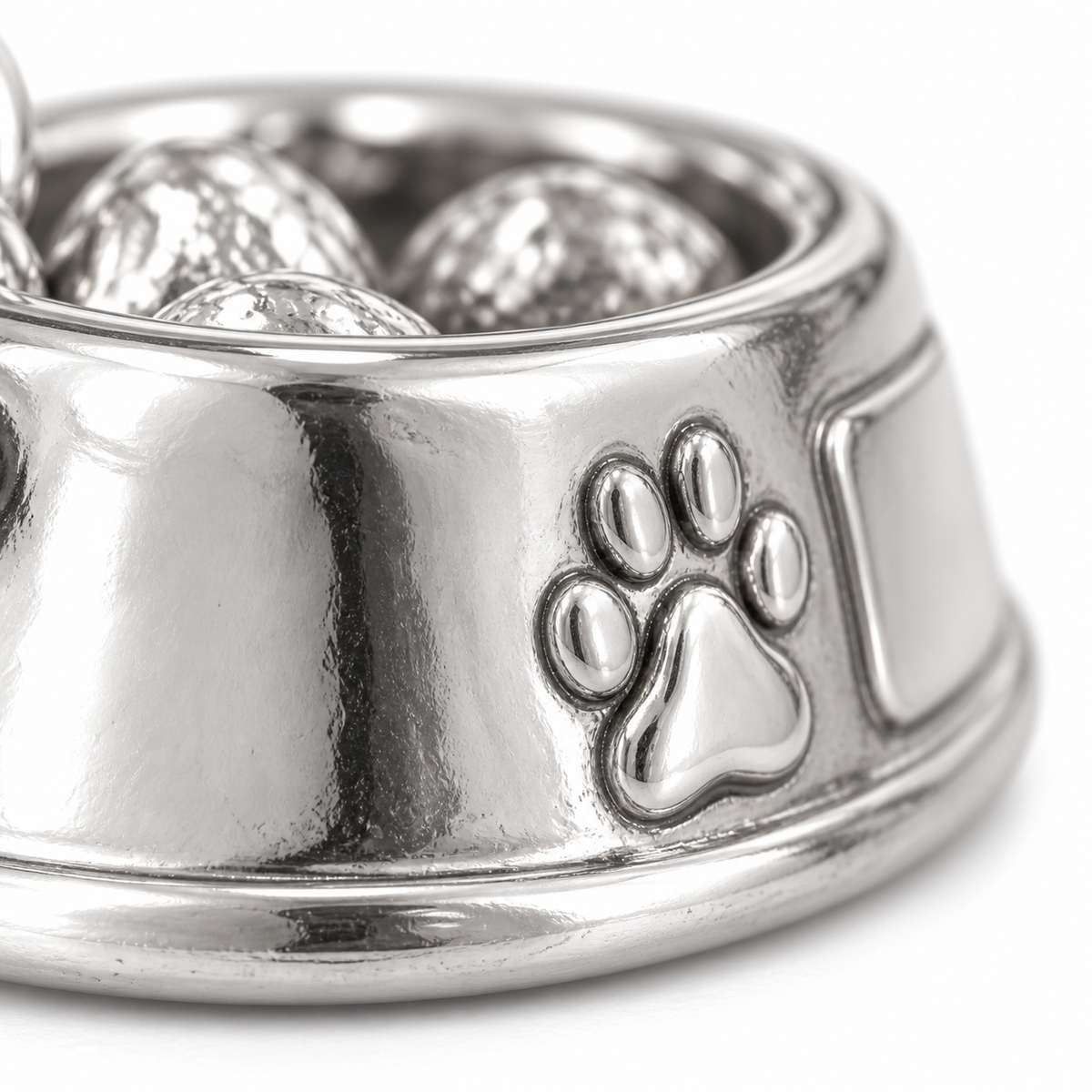 Super macro surface detail of Dinner Time Delight Charm from a low oblique angle