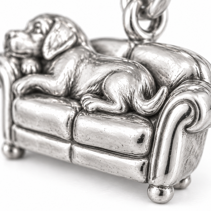 Super macro surface detail of King of the Sofa Charm from a low oblique angle