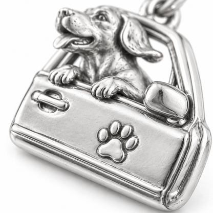 Super macro surface detail of Wind in Their Ears Charm from a low oblique angle