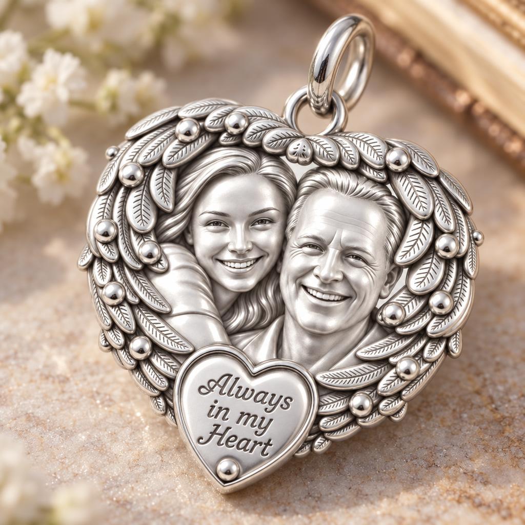Always In My Heart Charm Bracelet – Personalized Memorial Gift – macro detail of the charm