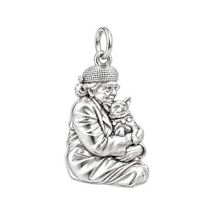 Beloved Companion Portrait Charm Bracelet – Personalized Mom Gift – silver charm, front view
