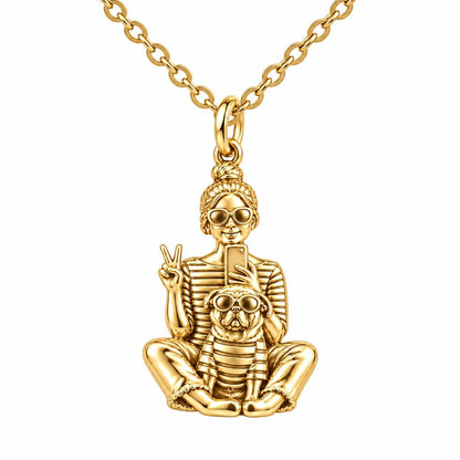 Bestie Selfie Pug Charm Necklace Set – 18K gold, front view