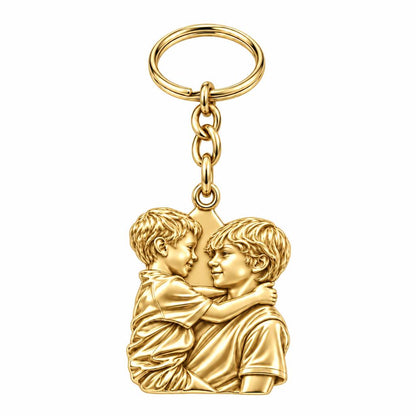 Brothers Eternal Hug Charm Keychain – 18K gold, front view