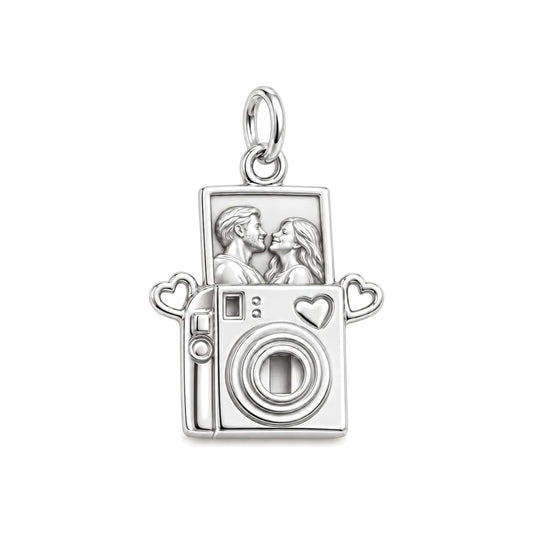 Captured Moments Camera Charm Bracelet – Personalized Couple Gift – silver charm, front view