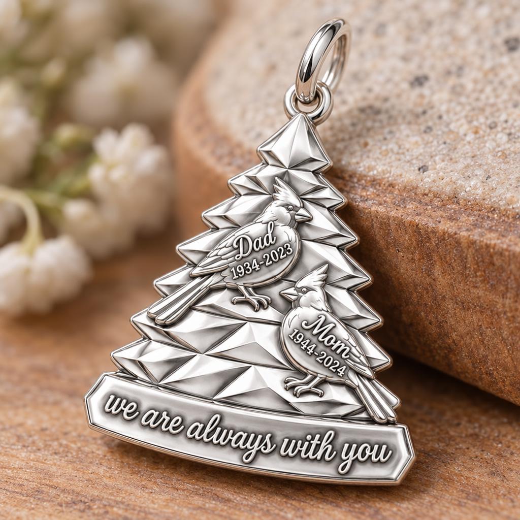 Cardinal Eternal Tree Charm Bracelet – Personalized Memorial Gift – macro detail of the charm