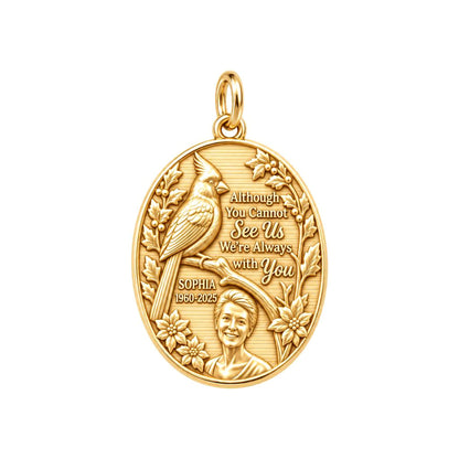 Cardinal Messenger Charm Bracelet – Personalized Memorial Gift – 18K gold plated 2 cm charm, front view