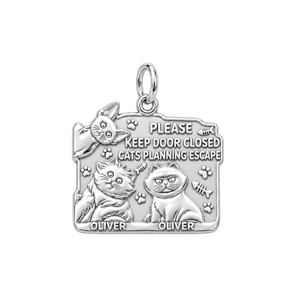 Cat Escape Artist Charm Bracelet – Personalized Cat Mom Gift – silver plated 3 cm charm, front view