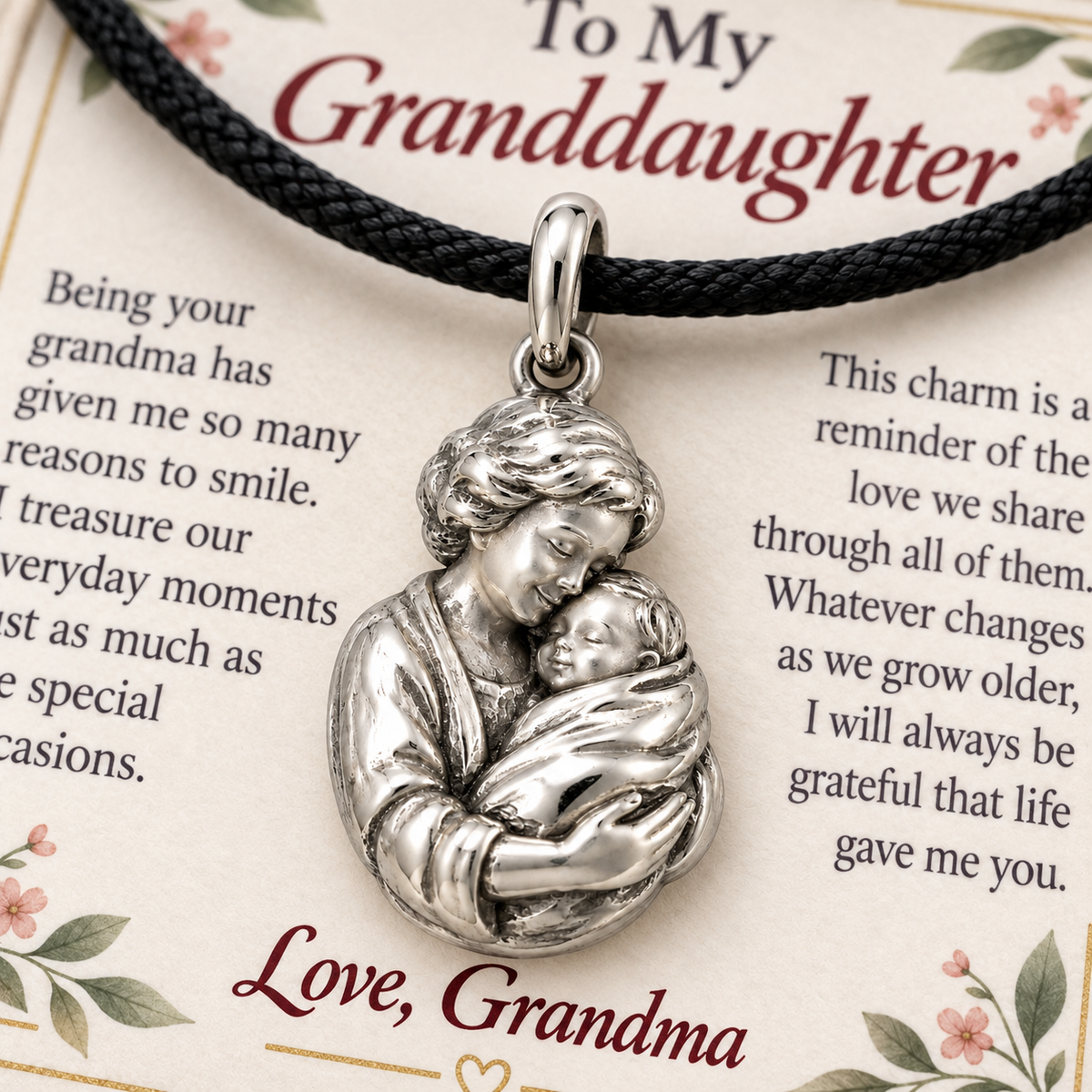 Cradled Smiles: Grateful For You | macro | 47a522e012d8c0ac17a2ac52ef4732eaebc3c15881731eb1dedfc98aed5b7fd9