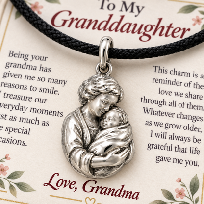 Cradled Smiles: Grateful For You | macro | 47a522e012d8c0ac17a2ac52ef4732eaebc3c15881731eb1dedfc98aed5b7fd9