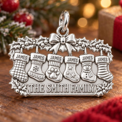 Christmas Stocking Mantle Charm Bracelet – Personalized Family Gift – macro detail of the charm