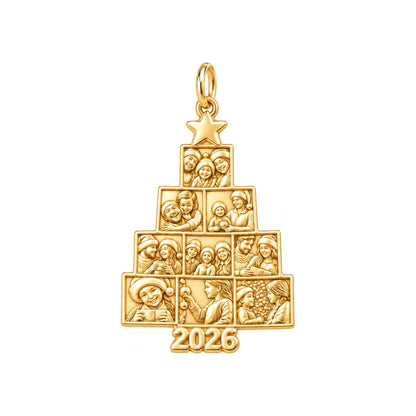 Christmas Tree Photo Collage Charm Bracelet – Personalized Mom Gift – 18K gold charm, front view