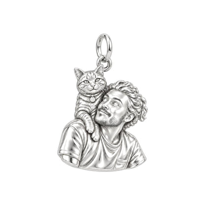 Cozy Shoulder Cat Selfie Charm Bracelet – Personalized Cat Mom Gift – silver charm, front view