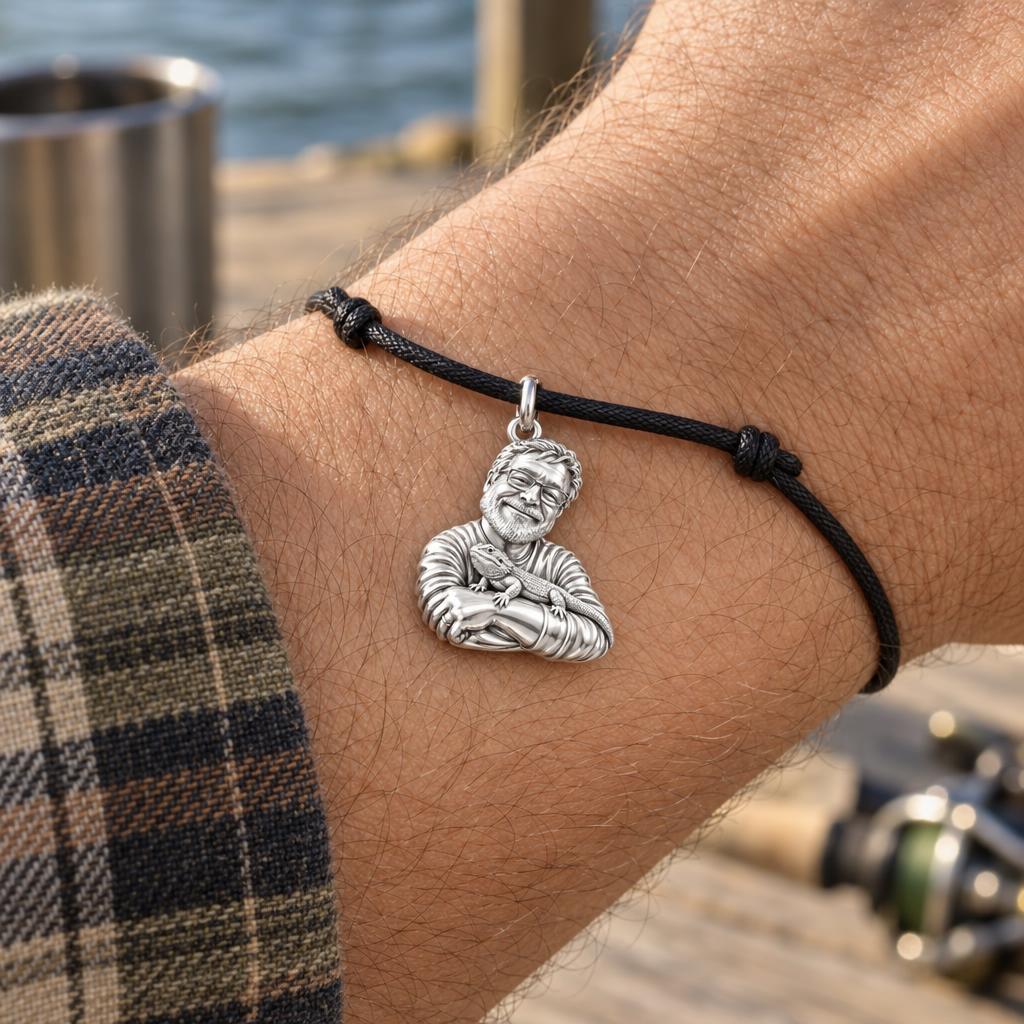 Custom Bearded Dragon Selfie Charm Bracelet – Personalized Pet Lovers Gift – worn on the wrist on a black cord bracelet