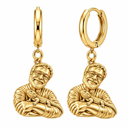 Custom Bearded Dragon Selfie Huggie Charm Earrings – 18K gold, front view