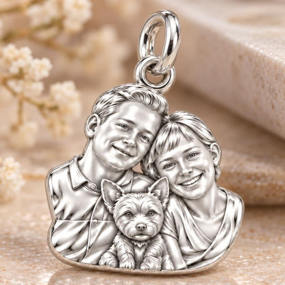 Custom Hand Sculpted Portrait Charm Bracelet – Personalized Gift – macro detail of the charm