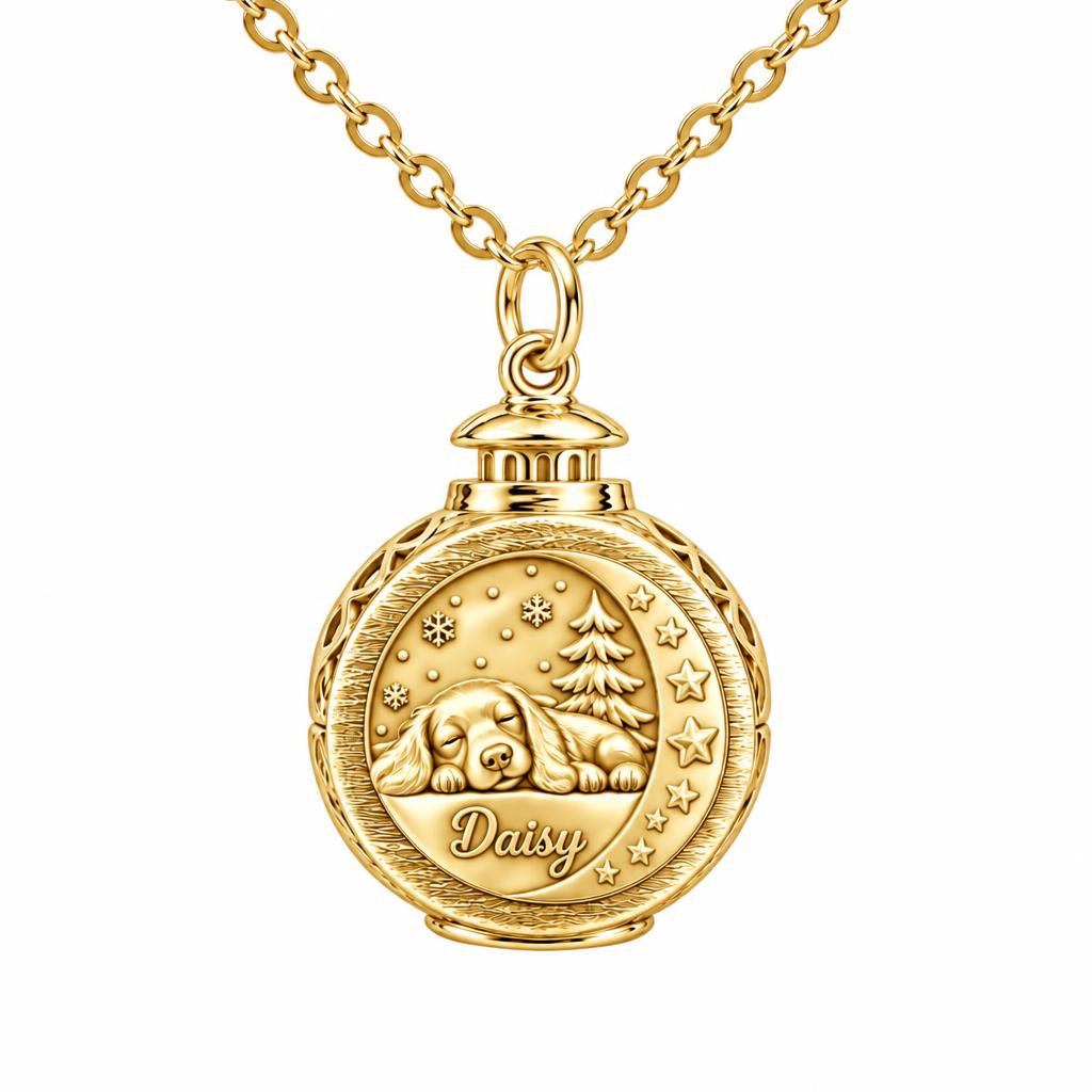 Daisy’s Cozy Winter Lantern Charm Necklace Set – 18K gold, front view
