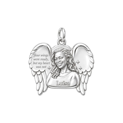 Eternal Angel Wings Charm Bracelet – Personalized Memorial Gift – silver plated 2 cm charm, front view