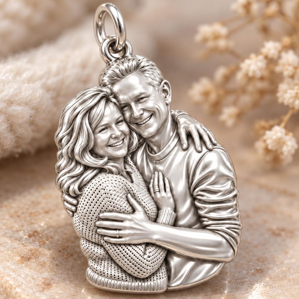 Eternal Embrace Photo Charm Bracelet – Personalized Couple Gift – macro detail of the charm