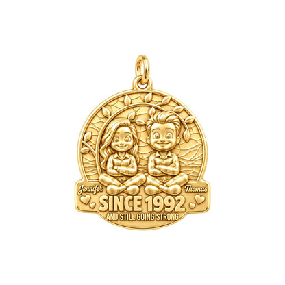Everlasting Love Tree Charm Bracelet – Personalized Couple Gift – 18K gold plated 3 cm charm, front view