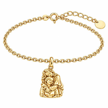 Everlasting Motherly Embrace Charm Bracelet Set – 18K gold, front view