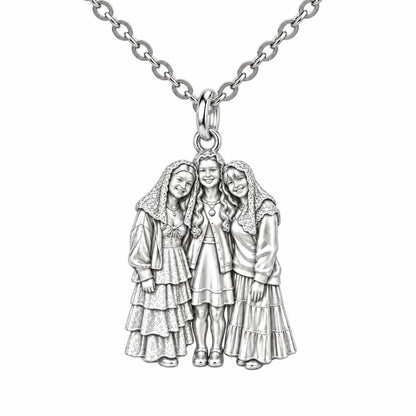 Everlasting Sisterhood Portrait Charm Necklace Set – silver, front view