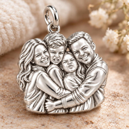 Family Happy Moment Charm Bracelet – Personalized Mom Gift – macro detail of the charm