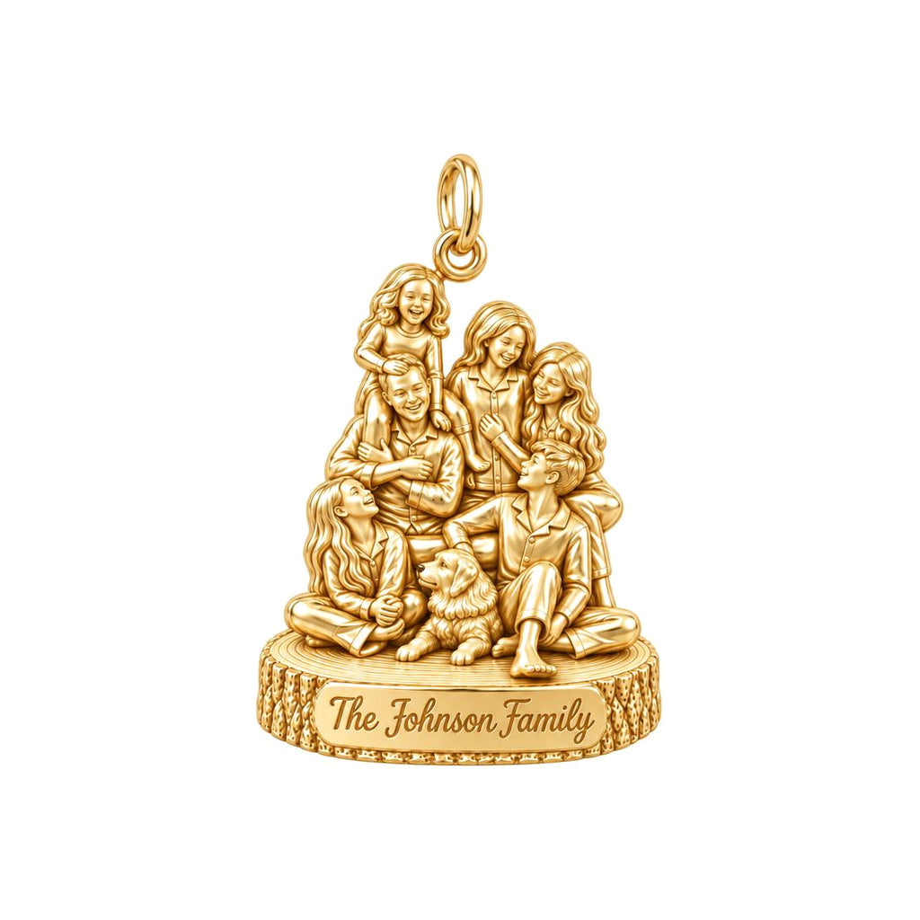 Family Portrait Charm Bracelet – Personalized Mom Gift – 18K gold plated 2 cm charm, front view