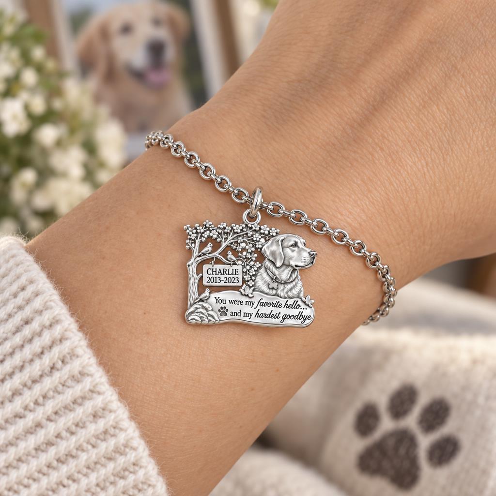 Favorite Hello Pet Memorial Charm Bracelet Set – worn / in use