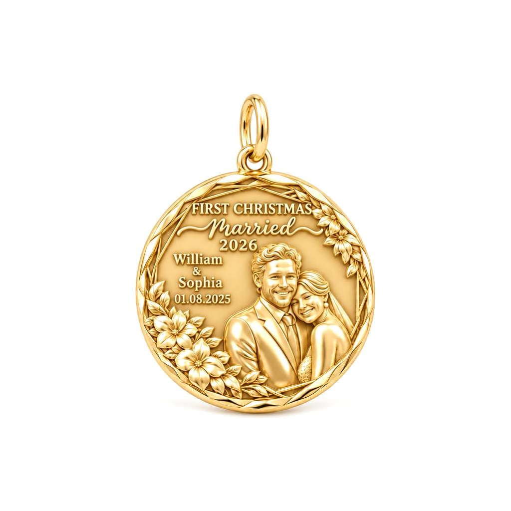 First Christmas Married Charm Bracelet – Personalized Couple Gift – 18K gold plated 2 cm charm, front view