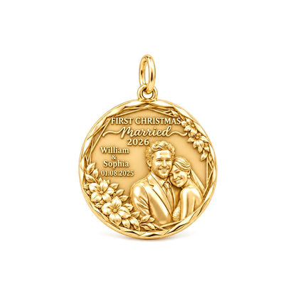First Christmas Married Charm Bracelet – Personalized Couple Gift – 18K gold plated 2 cm charm, front view