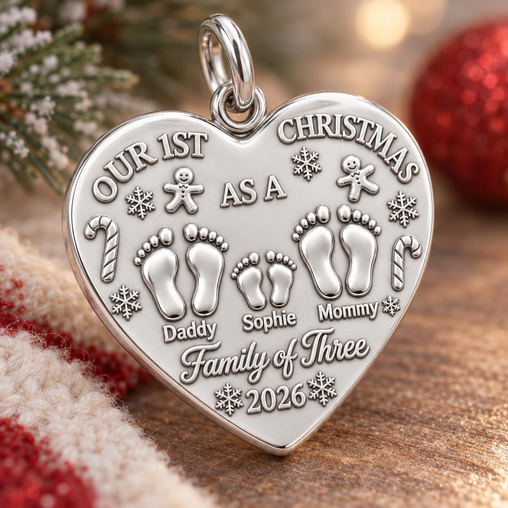 First Christmas Tiny Footprints Charm Bracelet – Personalized Mom Gift – macro detail of the charm