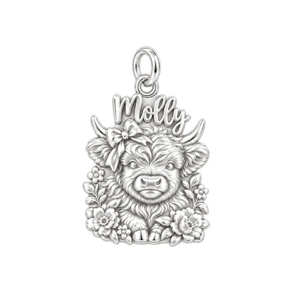 Floral Highland Cow Charm Bracelet – Personalized Mom Gift – silver plated 3 cm charm, front view