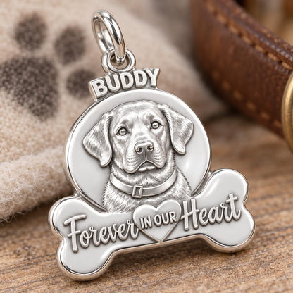 Forever In Our Heart Charm Bracelet – Personalized Pet Gift – macro detail of the charm