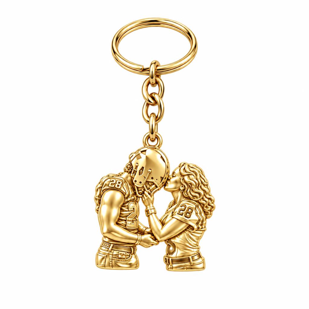 Game Day Kiss Charm Keychain – 18K gold, front view
