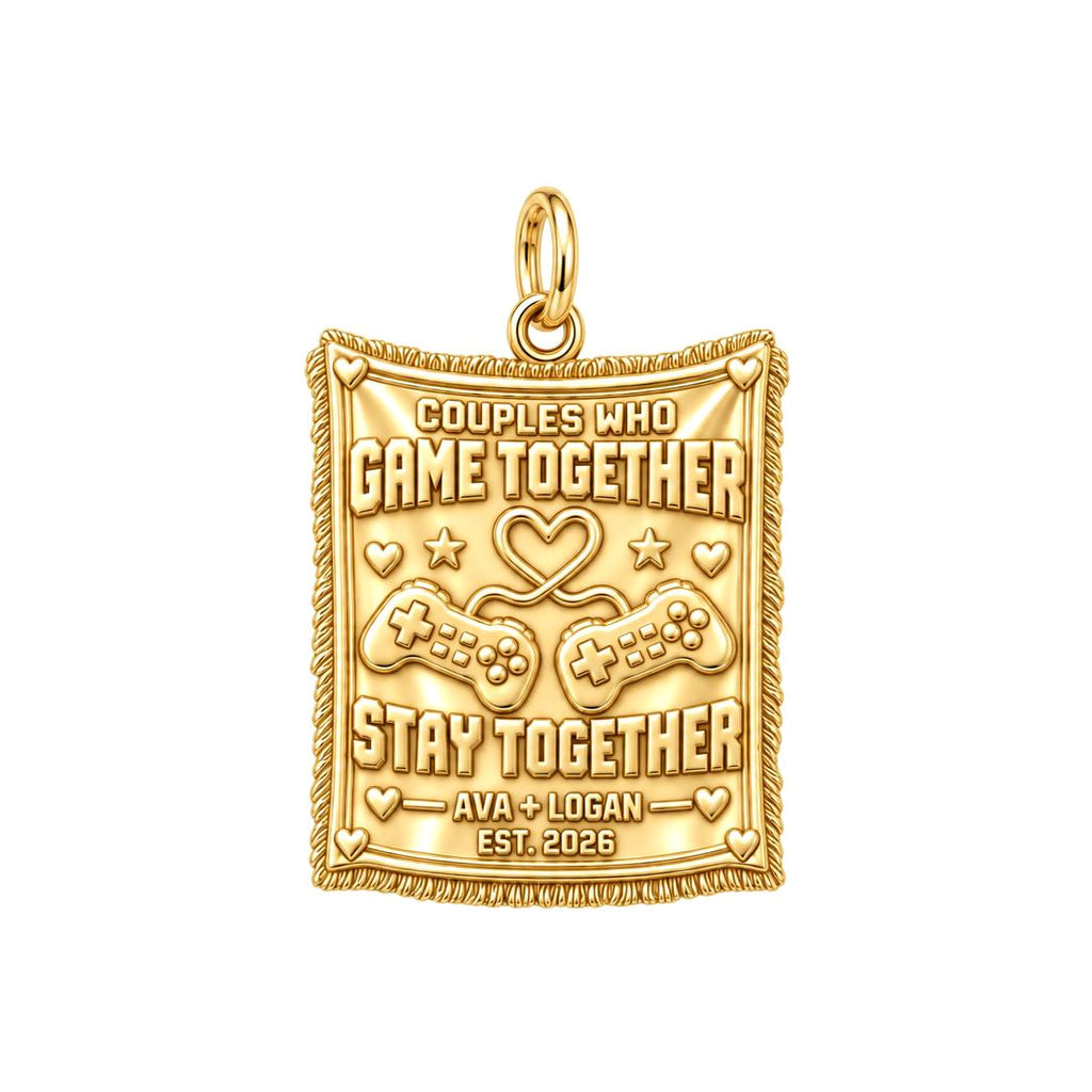 Gamer Couple Connection Charm Bracelet – Personalized Couple Gift – 18K gold plated 2 cm charm, front view