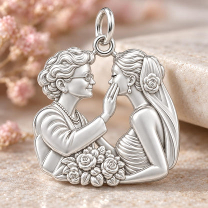 Generational Love Portrait Charm Bracelet – Personalized Mom Gift – macro detail of the charm