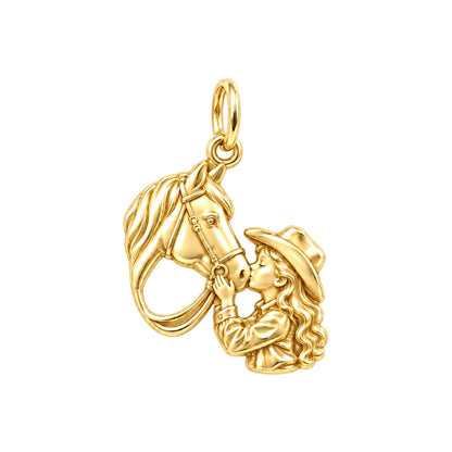 Gentle Horse Kiss Charm Bracelet – Personalized Horse Mom Gift – 18K gold charm, front view