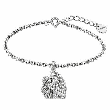 Gentle Spirit Horse Hug Charm Bracelet Set – silver, front view