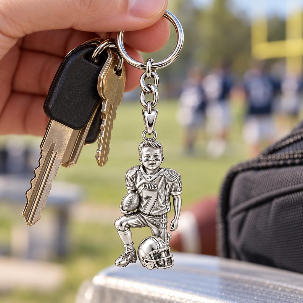 Gridiron Hero Charm Keychain – worn / in use