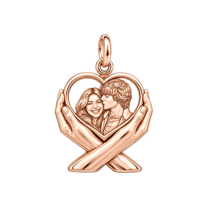 Hands Holding Heart Charm Bracelet – Personalized Couple Gift – rose gold 2 cm charm, front view
