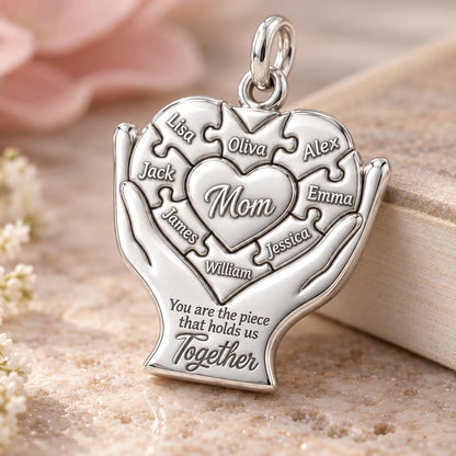 Heart Puzzle Piece Charm Bracelet – Personalized Mom Gift – macro detail of the charm