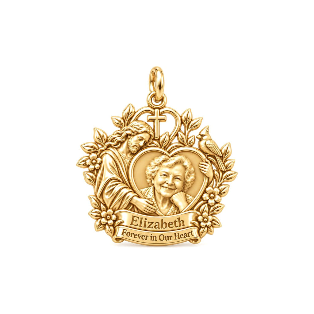 Heavenly Guardian Portrait Charm Bracelet – Personalized Mom Gift – 18K gold plated 2 cm charm, front view