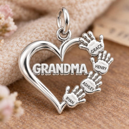 Helping Hands Heart Charm Bracelet – Personalized Grandma Gift – macro detail of the charm