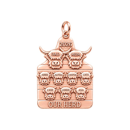 Highland Cow Family Herd Charm Bracelet – Personalized Mom Gift – rose gold 3 cm charm, front view