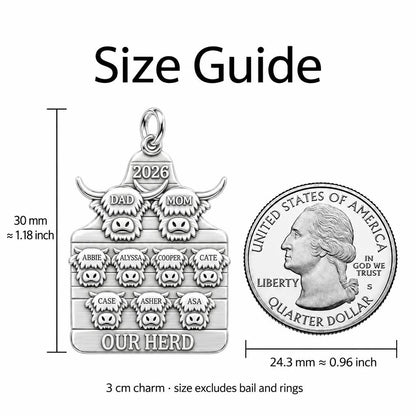 Highland Cow Family Herd Charm Bracelet – Personalized Mom Gift – size guide, 3 cm charm next to a quarter