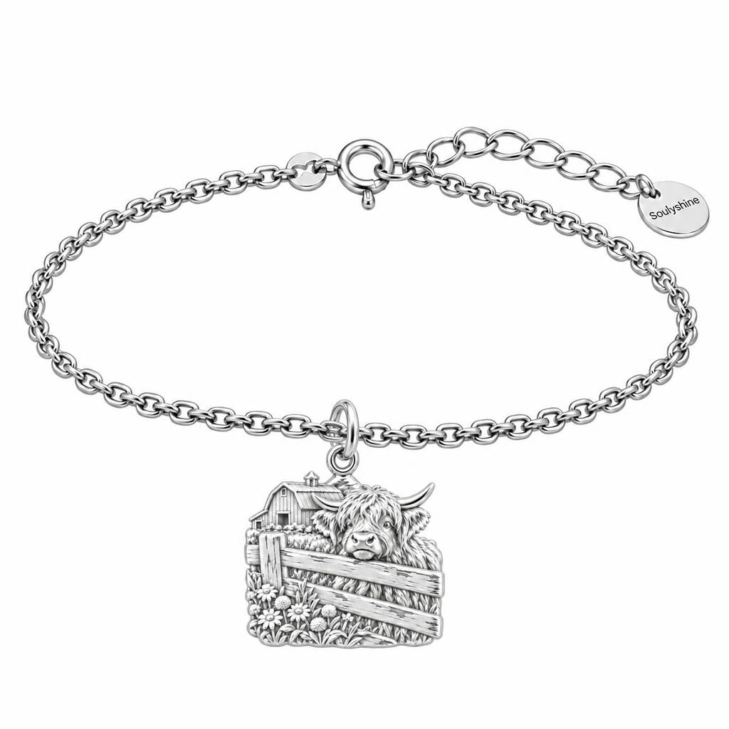 Highland Cow Farmstead Charm Bracelet Set – silver, front view
