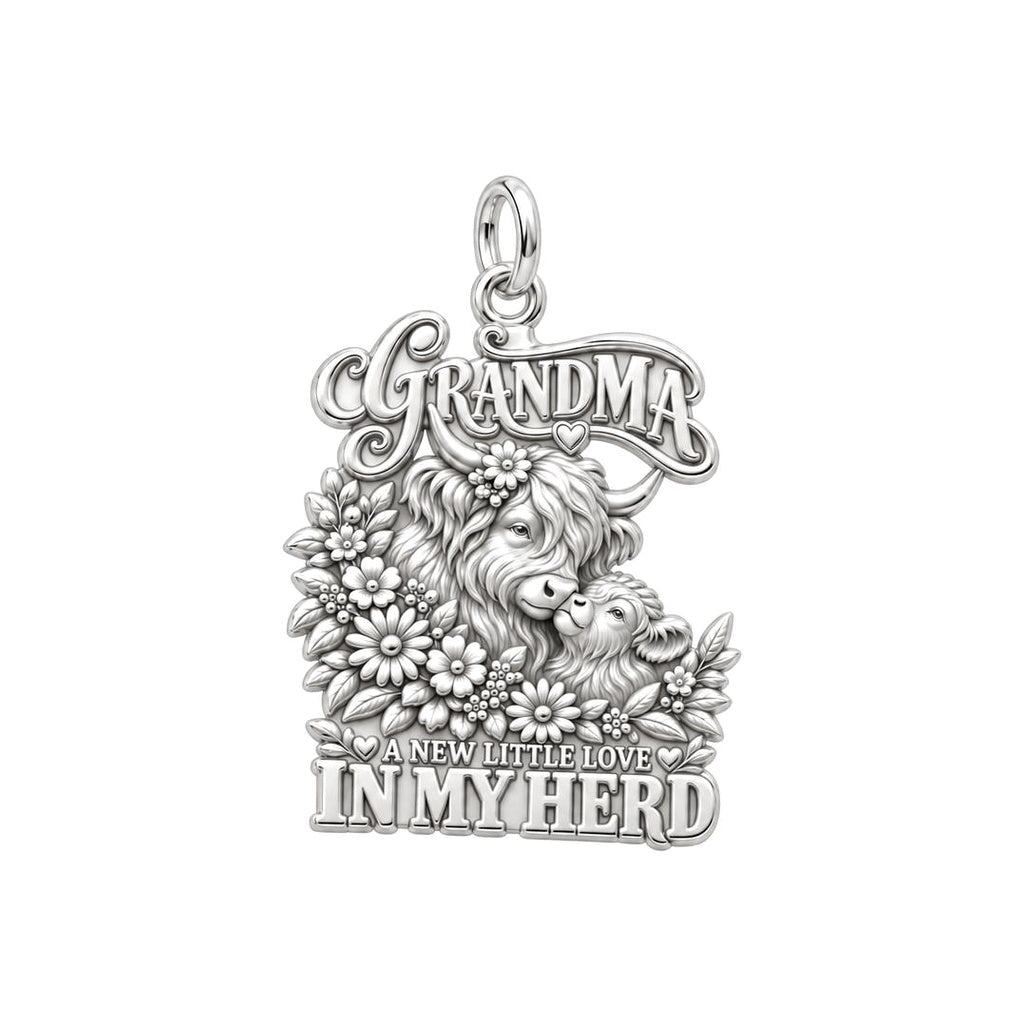 Highland Cow Herd Charm Bracelet – Personalized Grandma Gift – silver plated 3 cm charm, front view