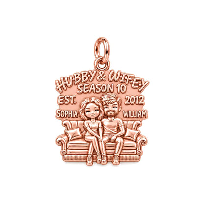 Hubby and Wifey Sofa Charm Bracelet – Personalized Couple Gift – rose gold 3 cm charm, front view
