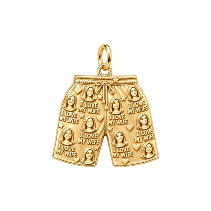 I Love My Wife Charm Bracelet – Personalized Husband Gift – 18K gold plated 2 cm charm, front view